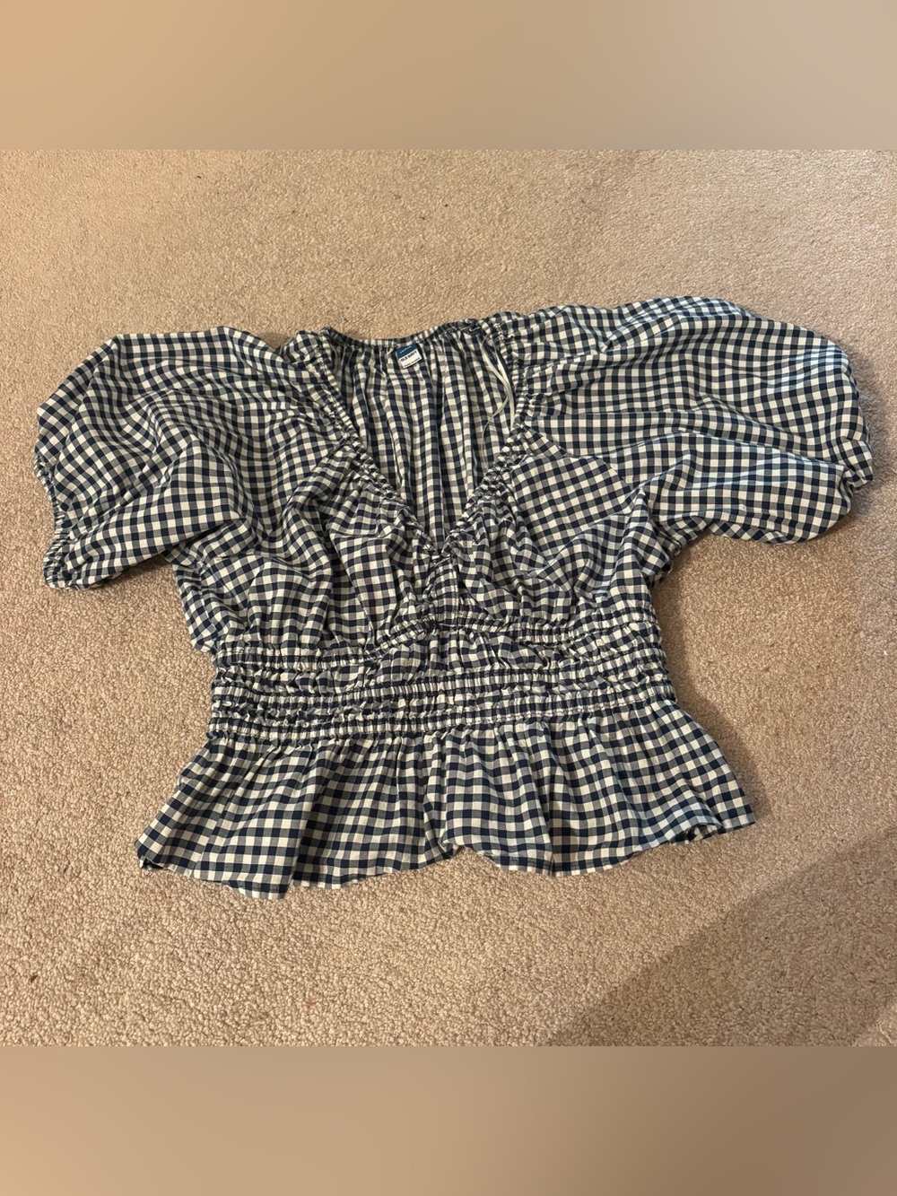 Old Navy Navy & White Gingham Smocked Peplum Blouse women’s petite small